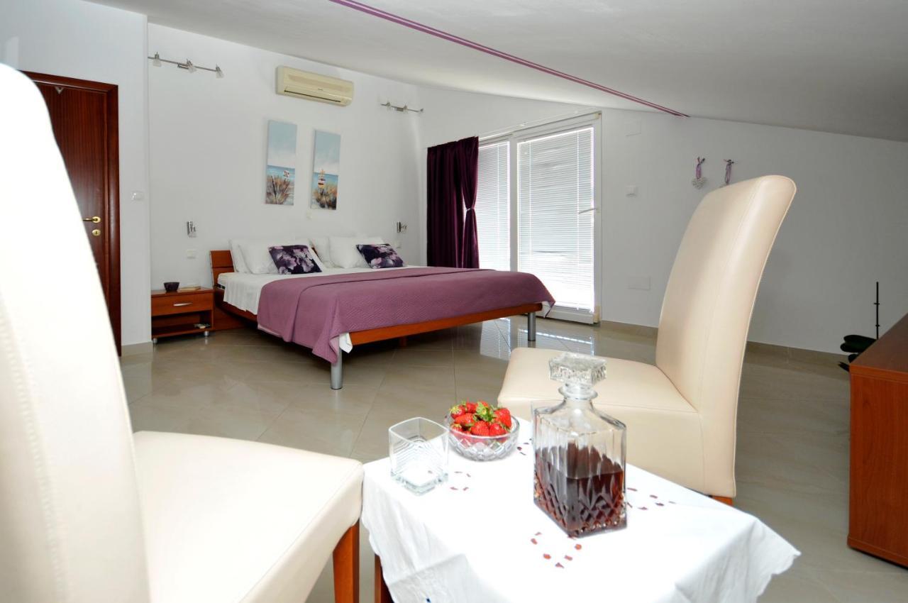 Apartments Roza Trogir Zewnętrze zdjęcie