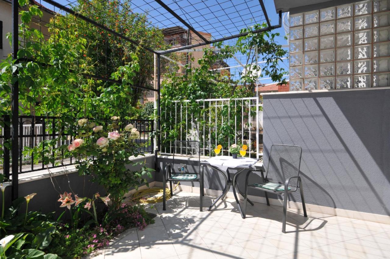 Apartments Roza Trogir Zewnętrze zdjęcie