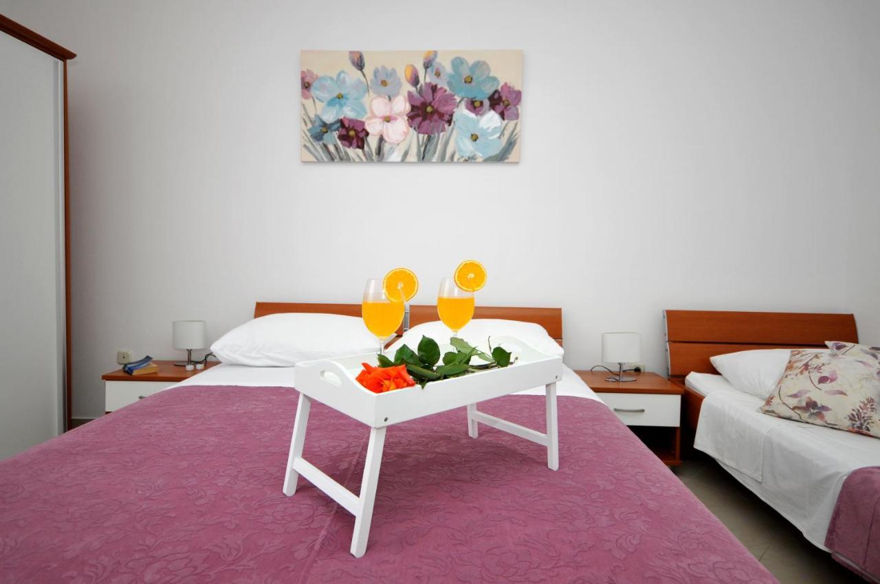 Apartments Roza Trogir Zewnętrze zdjęcie
