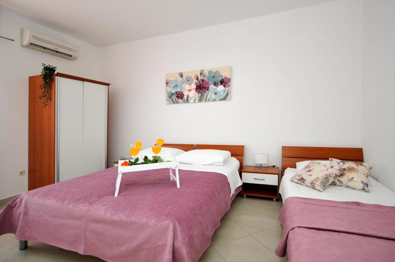 Apartments Roza Trogir Zewnętrze zdjęcie