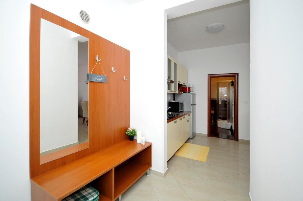 Apartments Roza Trogir Zewnętrze zdjęcie