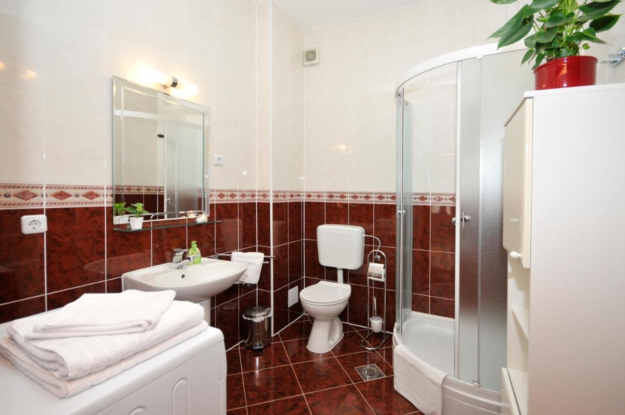 Apartments Roza Trogir Zewnętrze zdjęcie